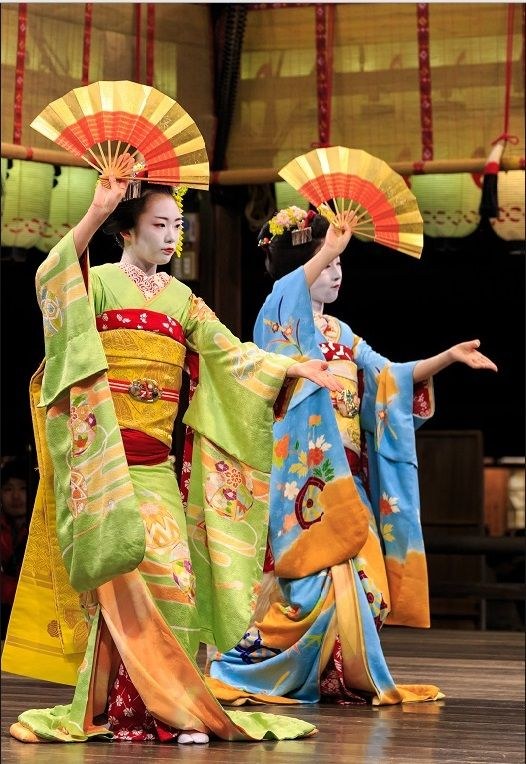 Apresentações de maiko e geisha
